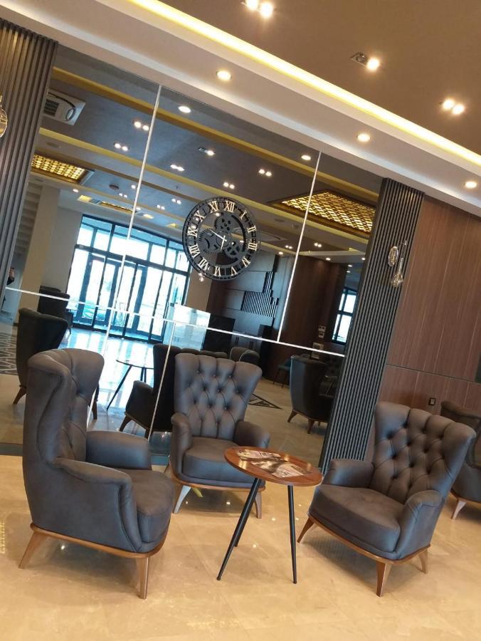 Ema Oeztuerk Thermal Hotel Αφιόν Εξωτερικό φωτογραφία