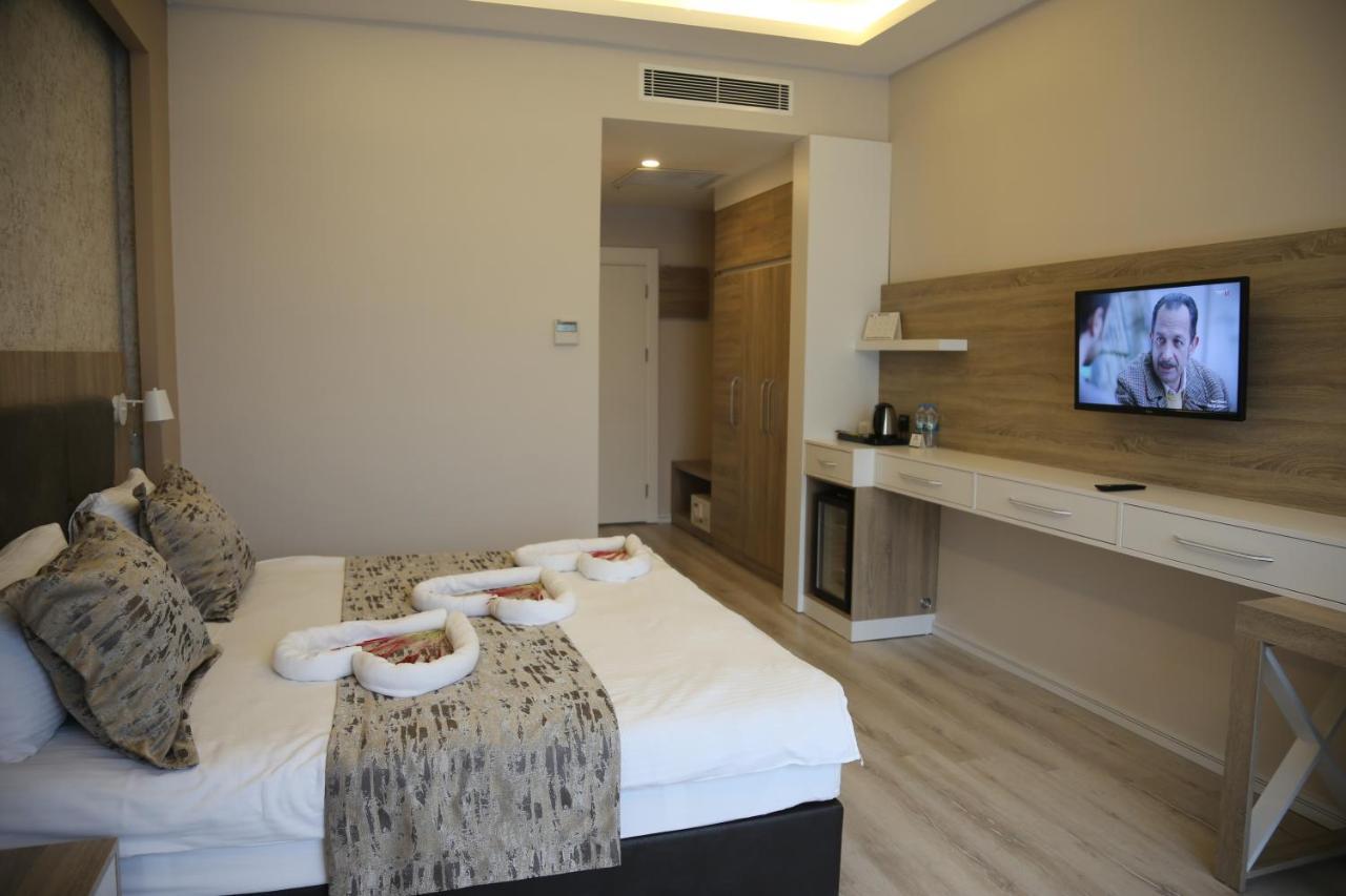 Ema Oeztuerk Thermal Hotel Αφιόν Εξωτερικό φωτογραφία